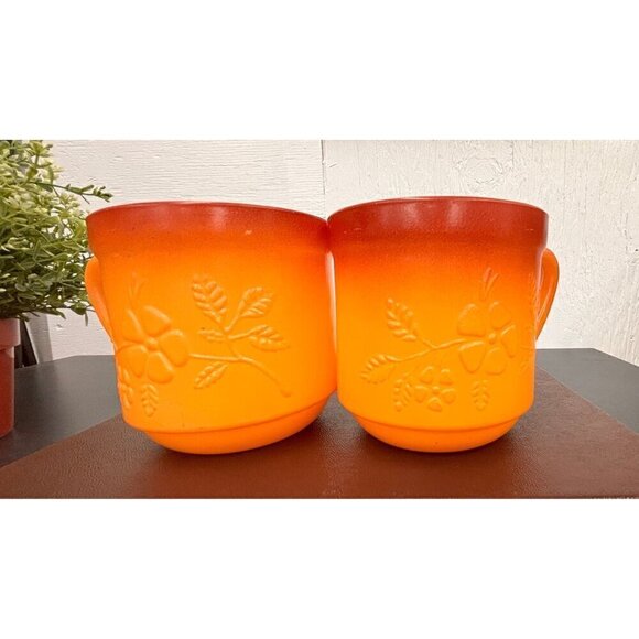 Orange Milk Glass Coffee Mugs with flowers, Mid Century 1950-1960 vintage - Picture 2 of 9